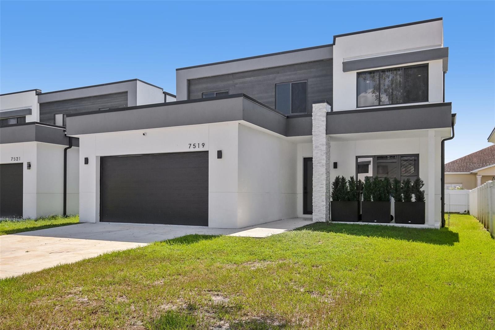 PINECREST VILLA ADD 1 - Residential
