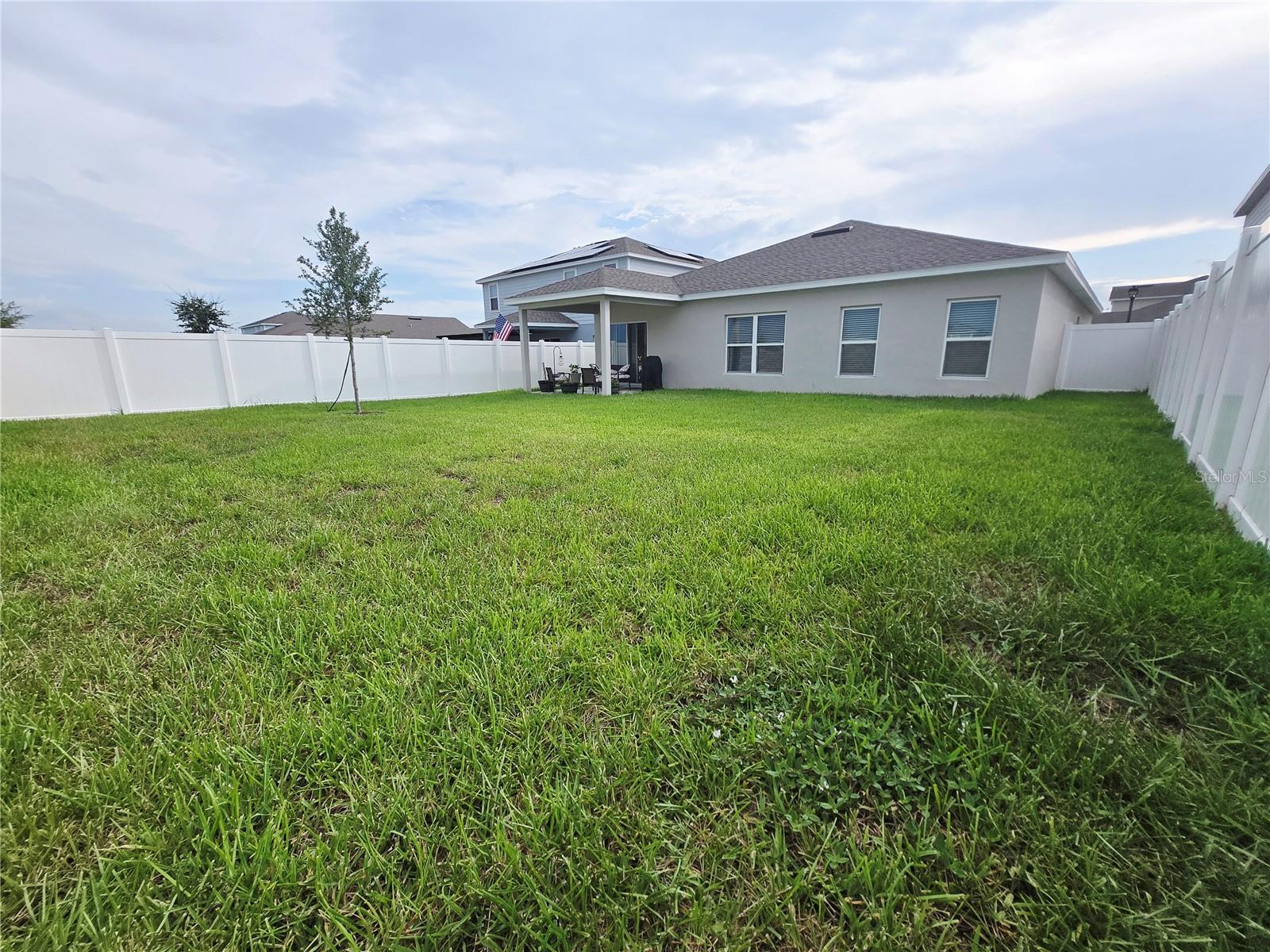 LAUREL GLEN - Residential Lease