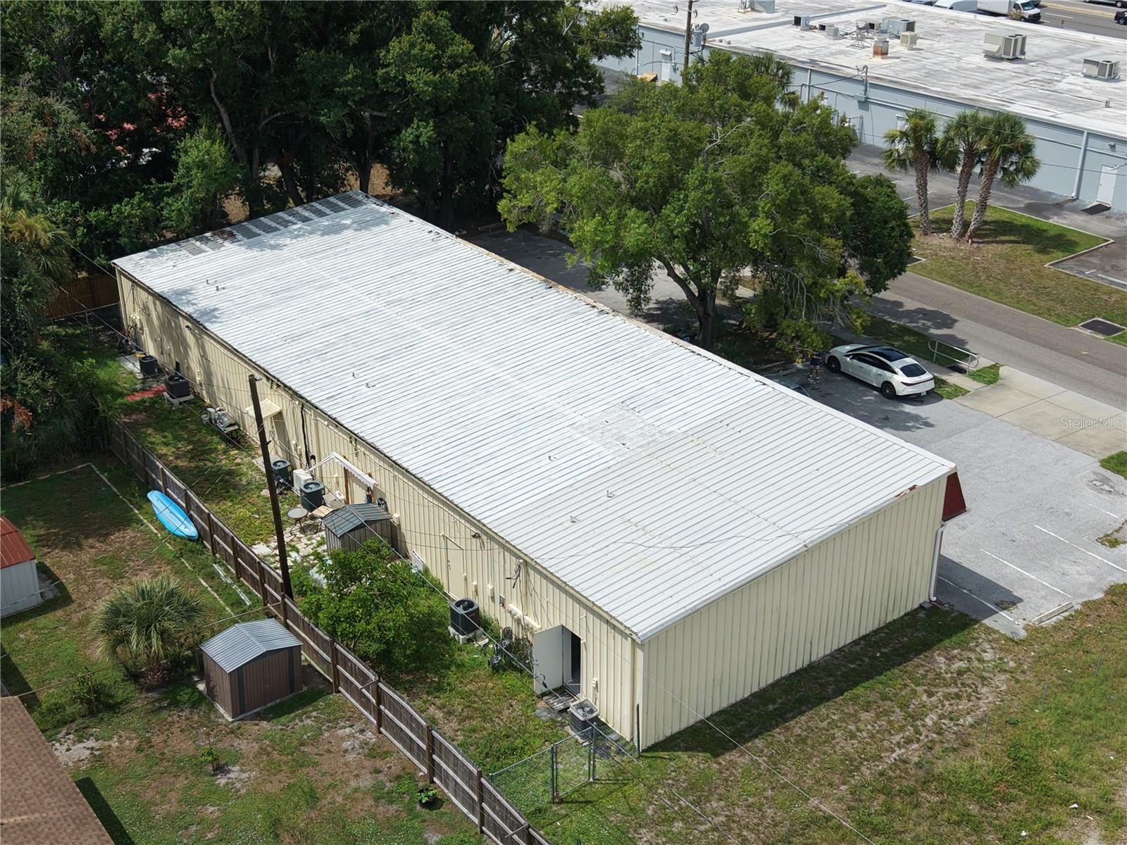 HOMELAND SUB - Commercial Lease
