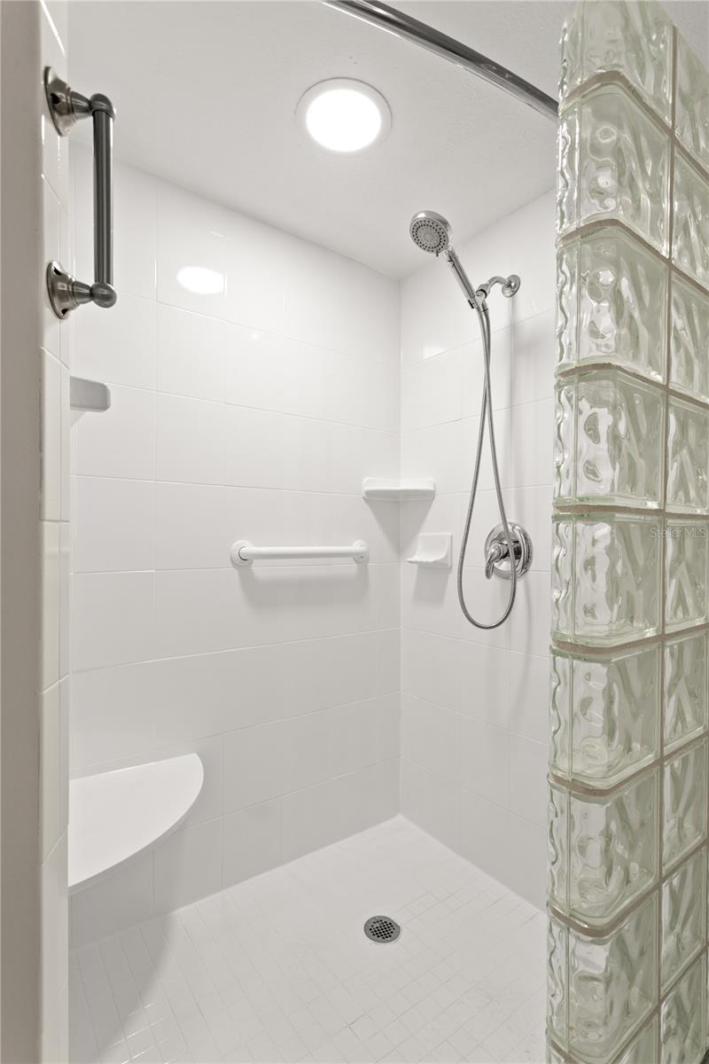 HARBOUR HILL CONDO - Residential