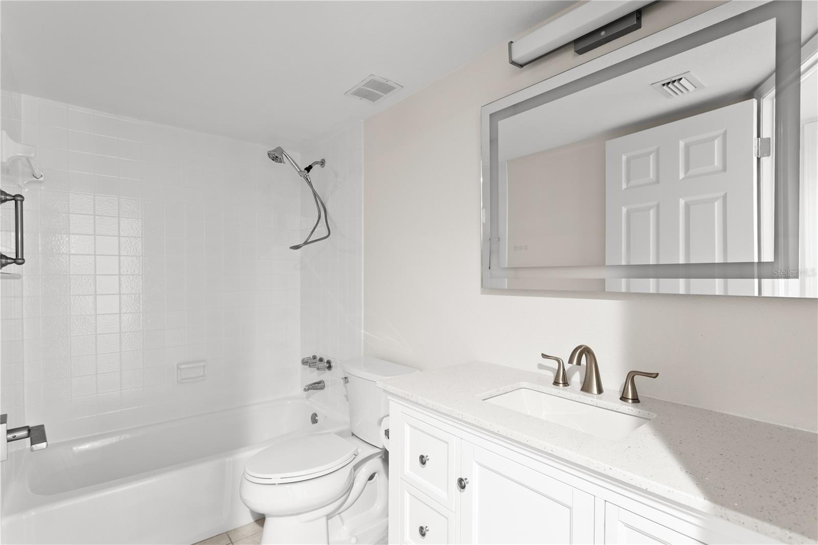 HARBOUR HILL CONDO - Residential