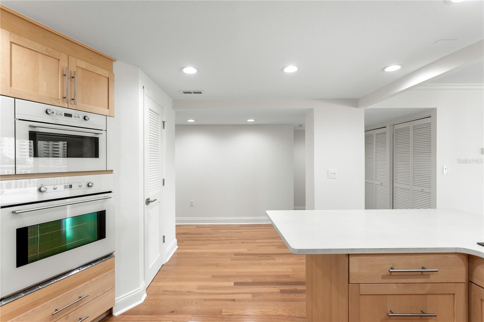 HARBOUR HILL CONDO - Residential