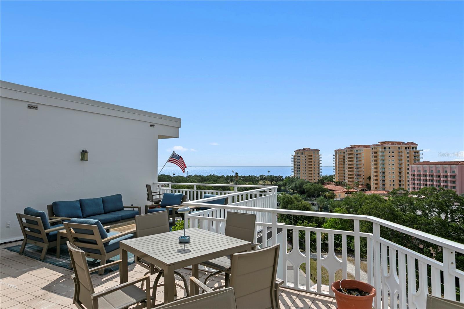 HARBOUR HILL CONDO - Residential