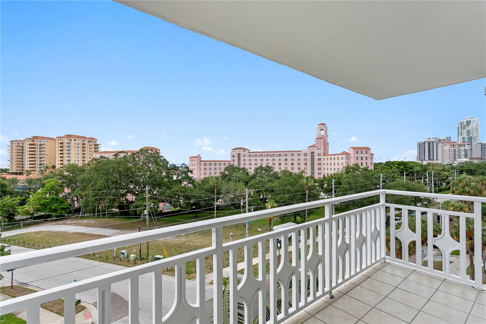 HARBOUR HILL CONDO - Residential