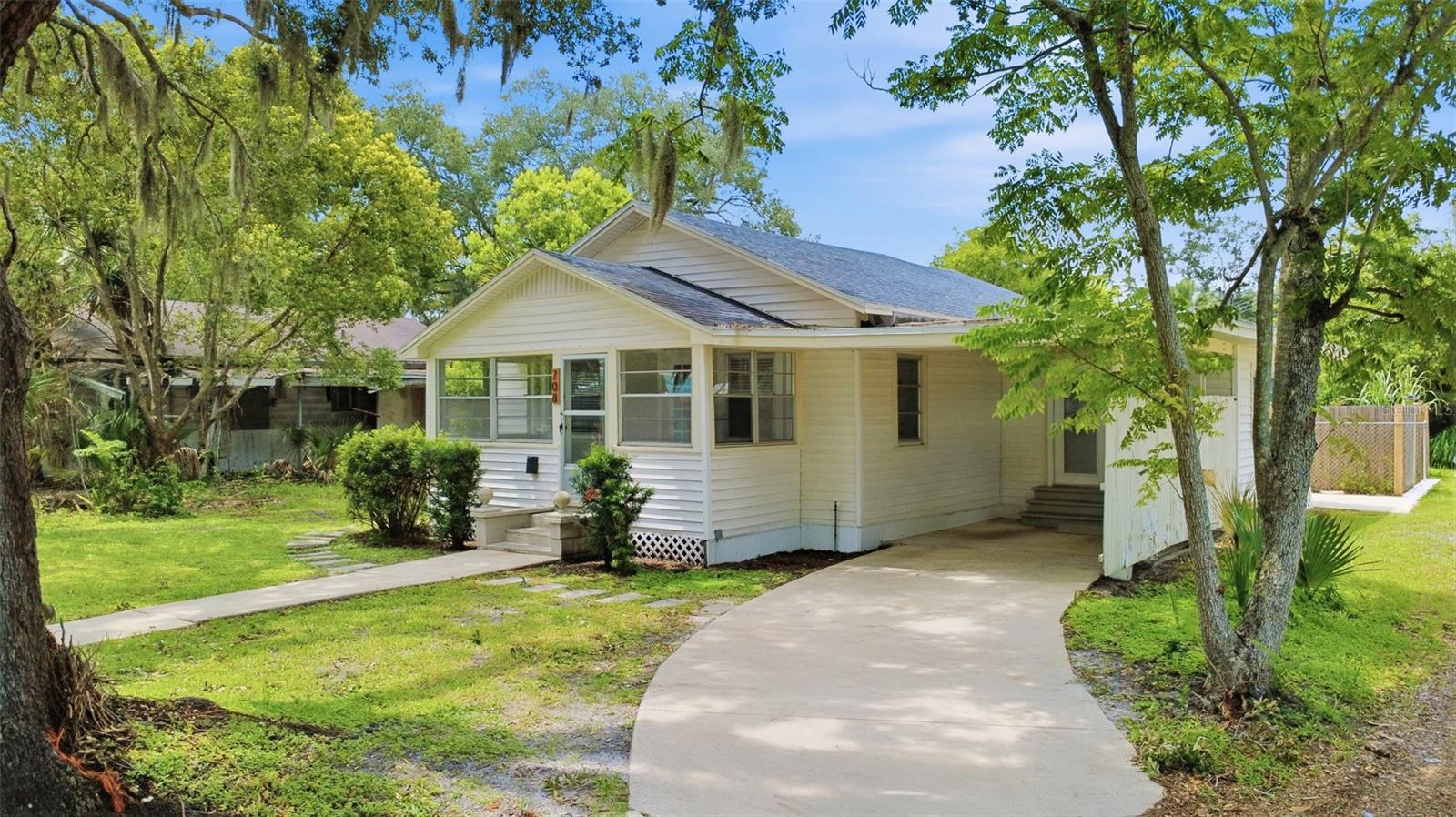 HOLDEN REAL ESTATE COMPANYS ADD - Residential