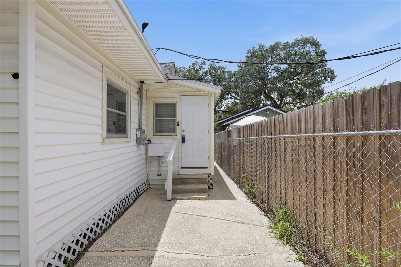HOLDEN REAL ESTATE COMPANYS ADD - Residential