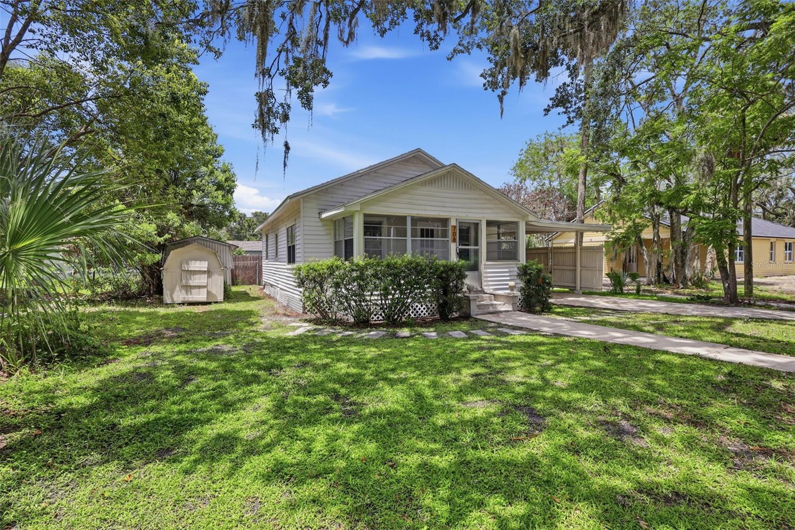 HOLDEN REAL ESTATE COMPANYS ADD - Residential