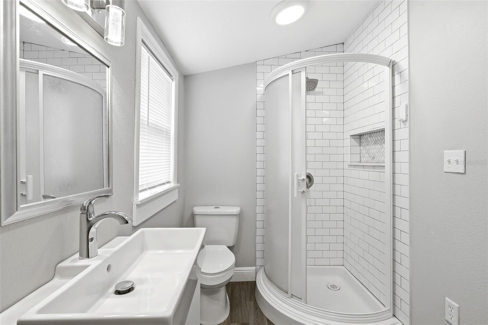 HOLDEN REAL ESTATE COMPANYS ADD - Residential