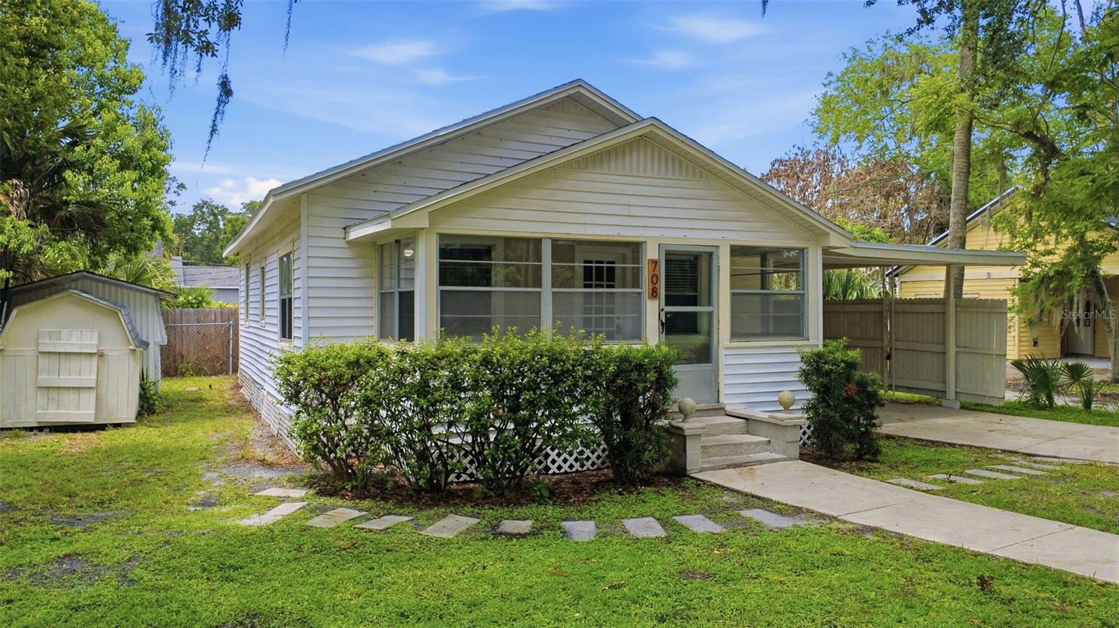 HOLDEN REAL ESTATE COMPANYS ADD - Residential