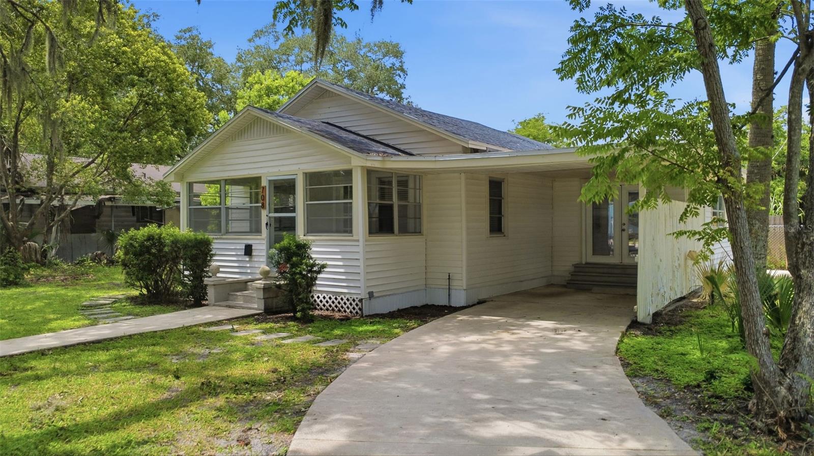 HOLDEN REAL ESTATE COMPANYS ADD - Residential