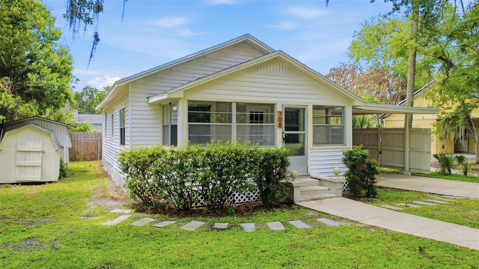 HOLDEN REAL ESTATE COMPANYS ADD - Residential
