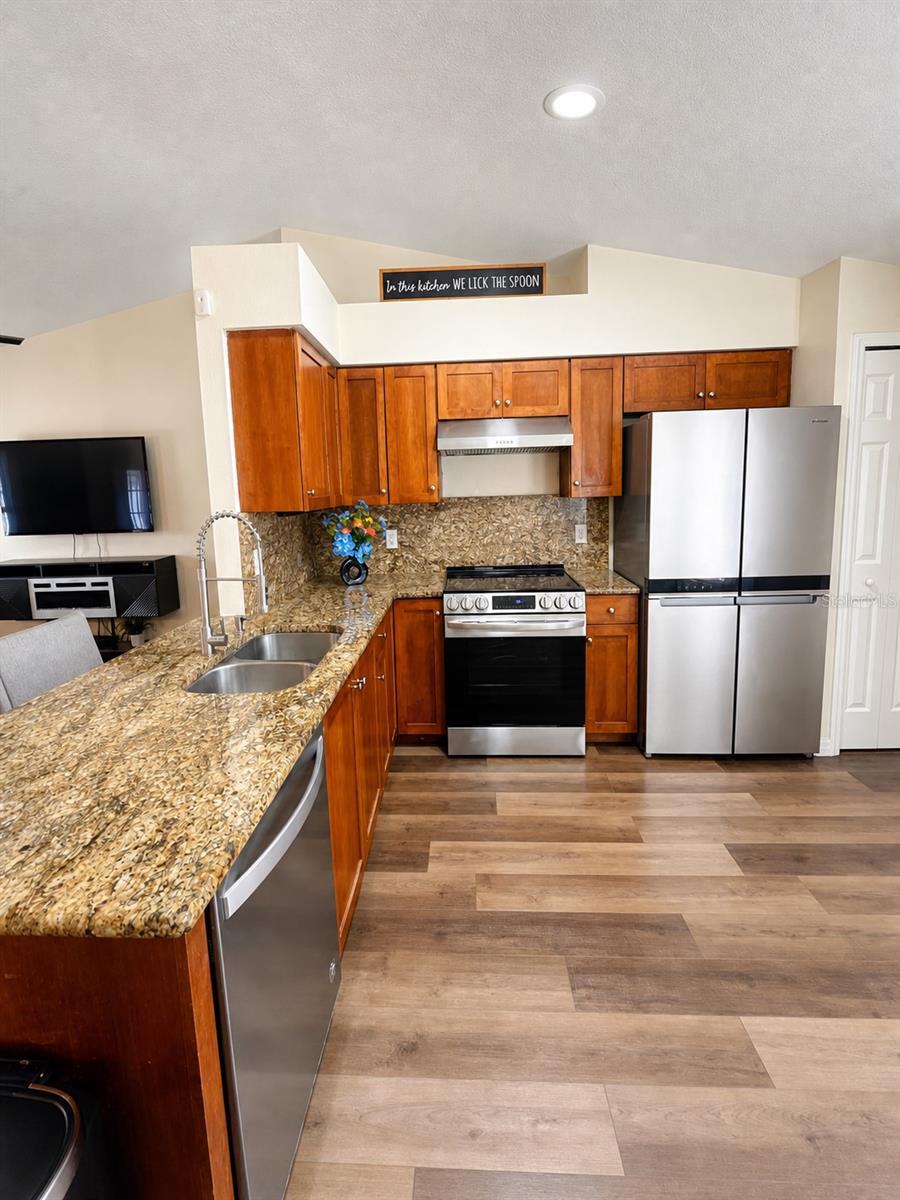 DELTONA LAKES UNIT 32 - Residential