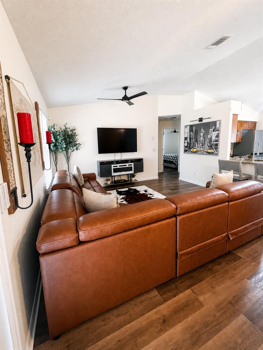 DELTONA LAKES UNIT 32 - Residential