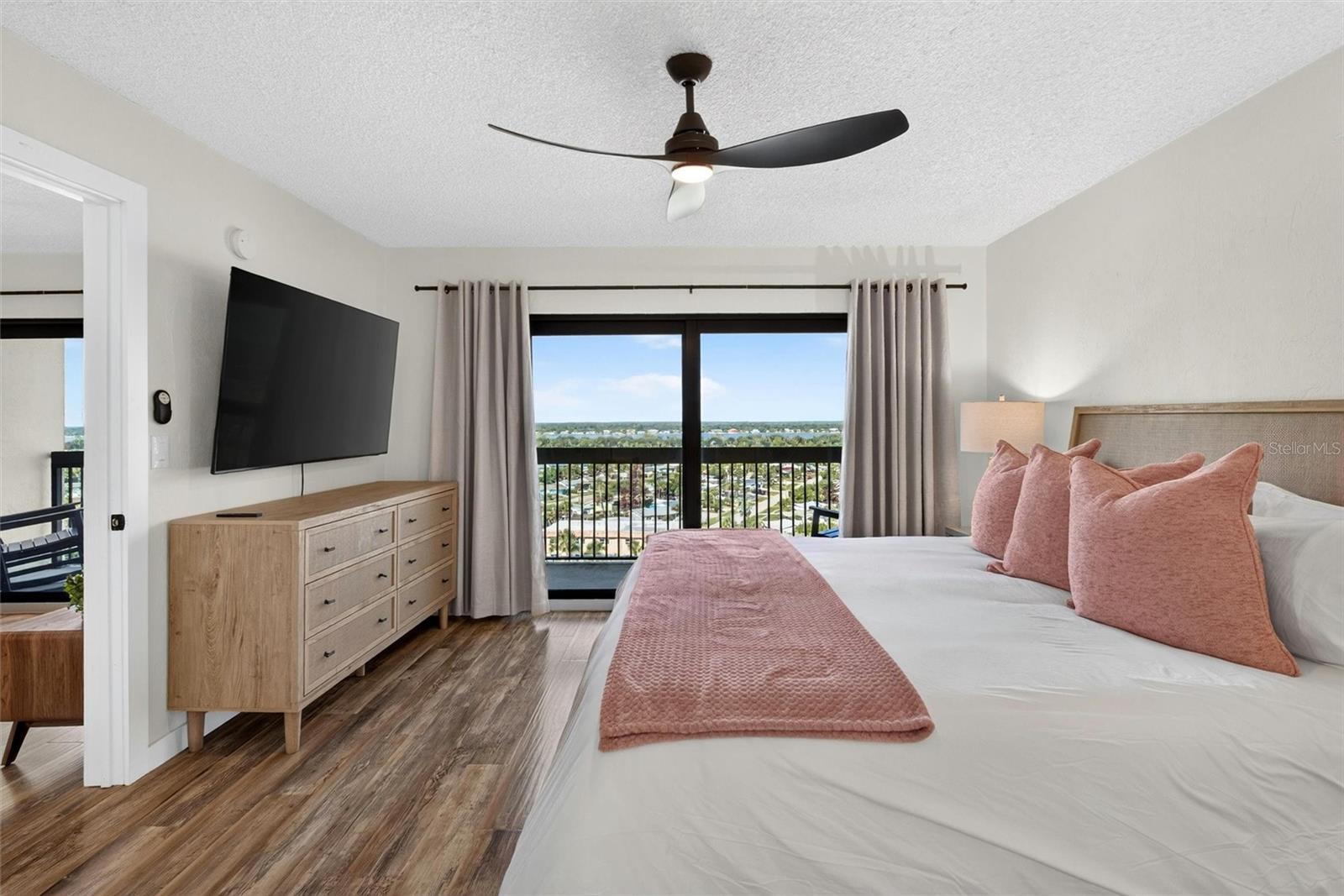 ORMONDY CONDO - Residential