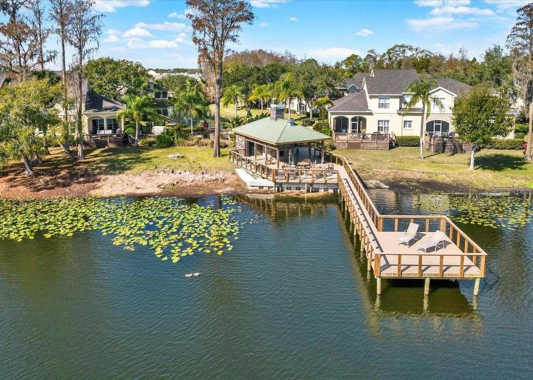 LAKESIDE TWNHMS - Residential