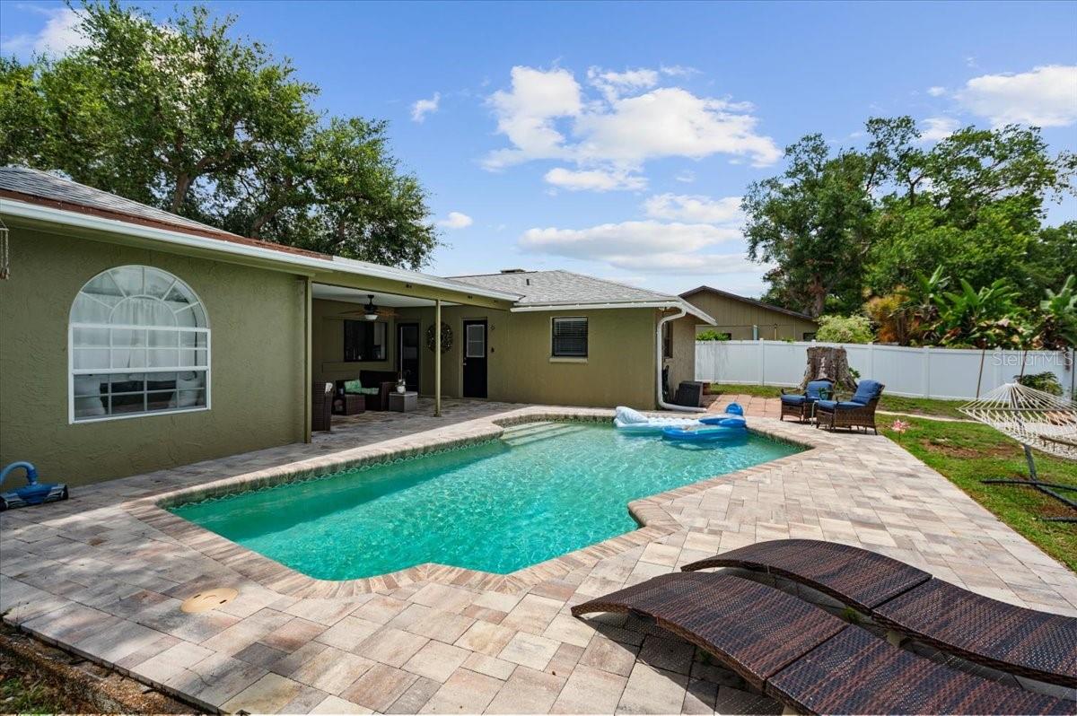 MEADOWLAND - Residential