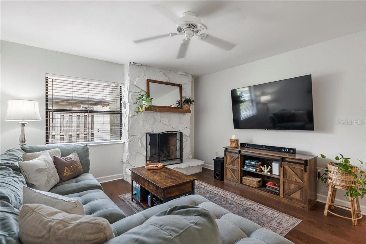 MEADOWLAND - Residential