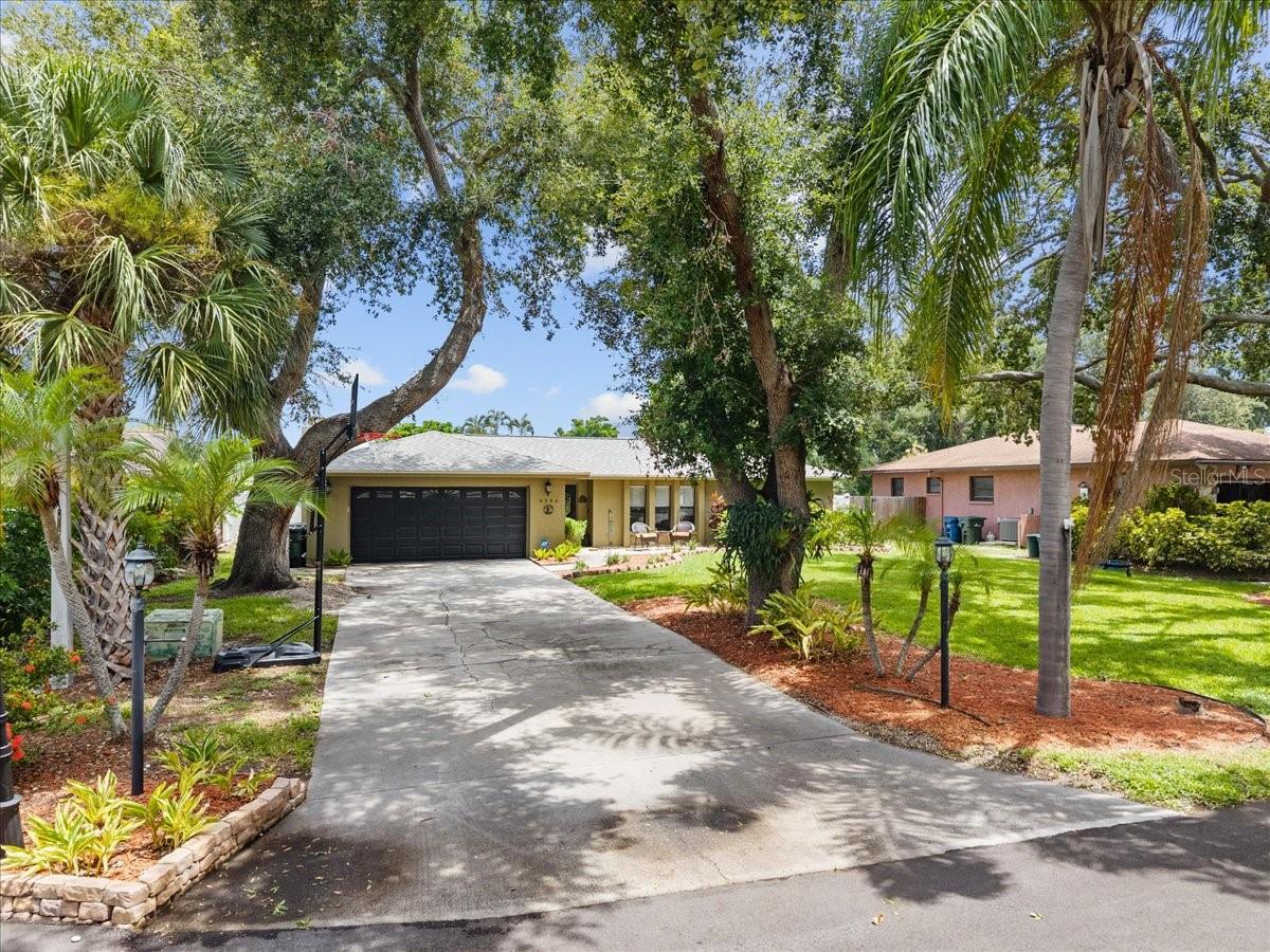 MEADOWLAND - Residential