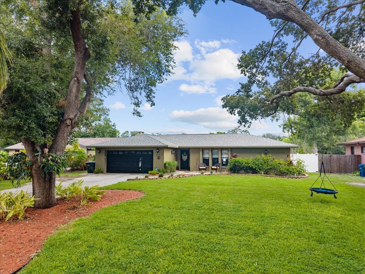 MEADOWLAND - Residential