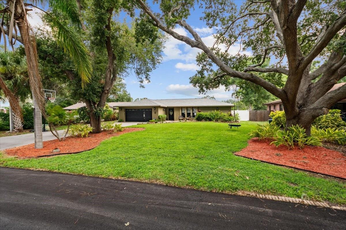 MEADOWLAND - Residential