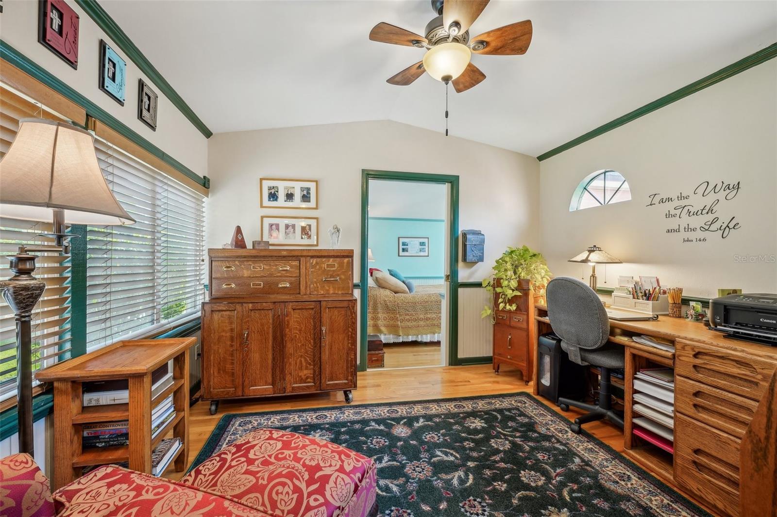 UNIVERSITY HEIGHTS - Residential Income