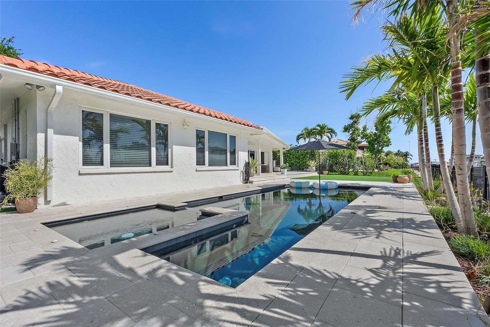 VENETIAN ISLES - Residential