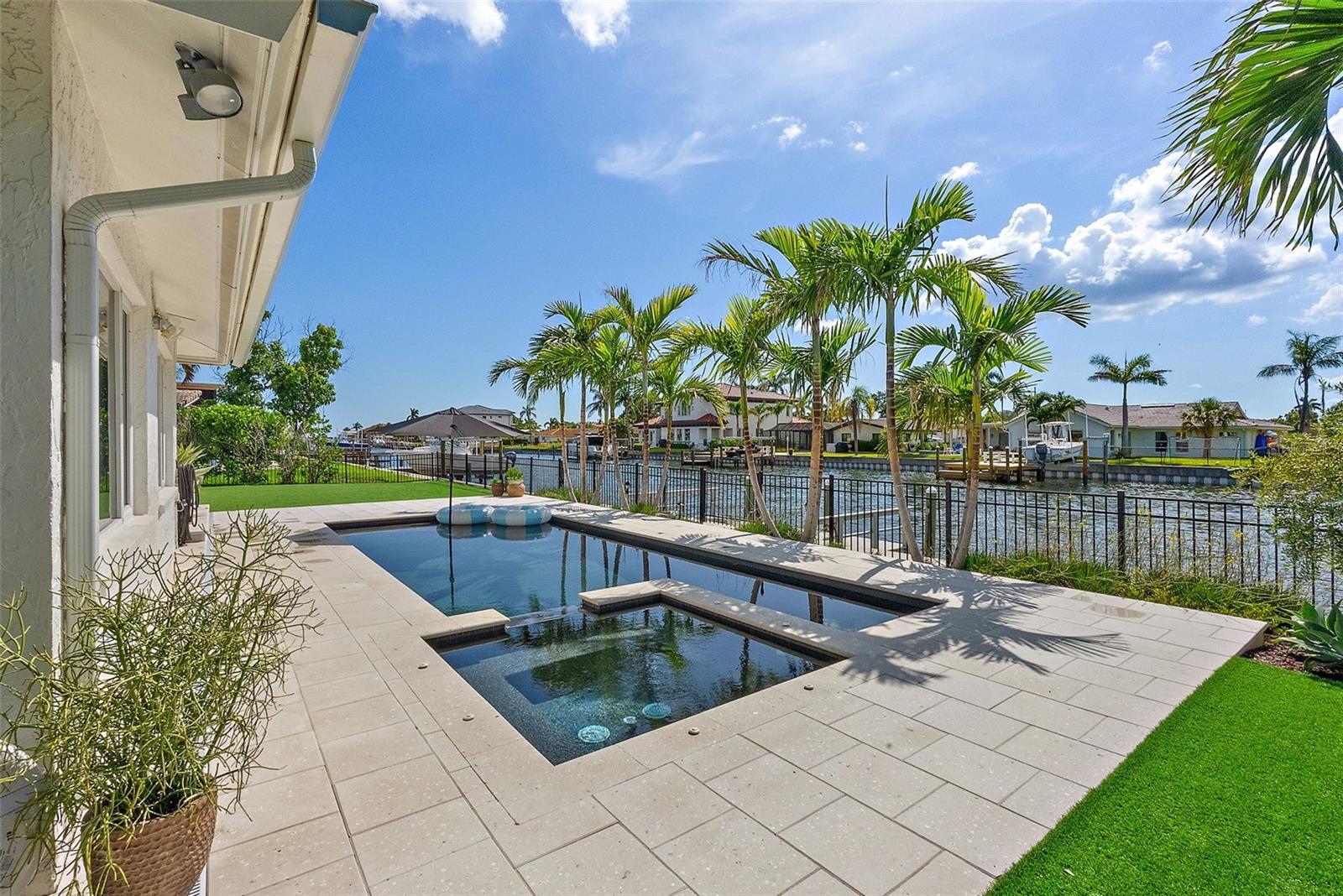 VENETIAN ISLES - Residential