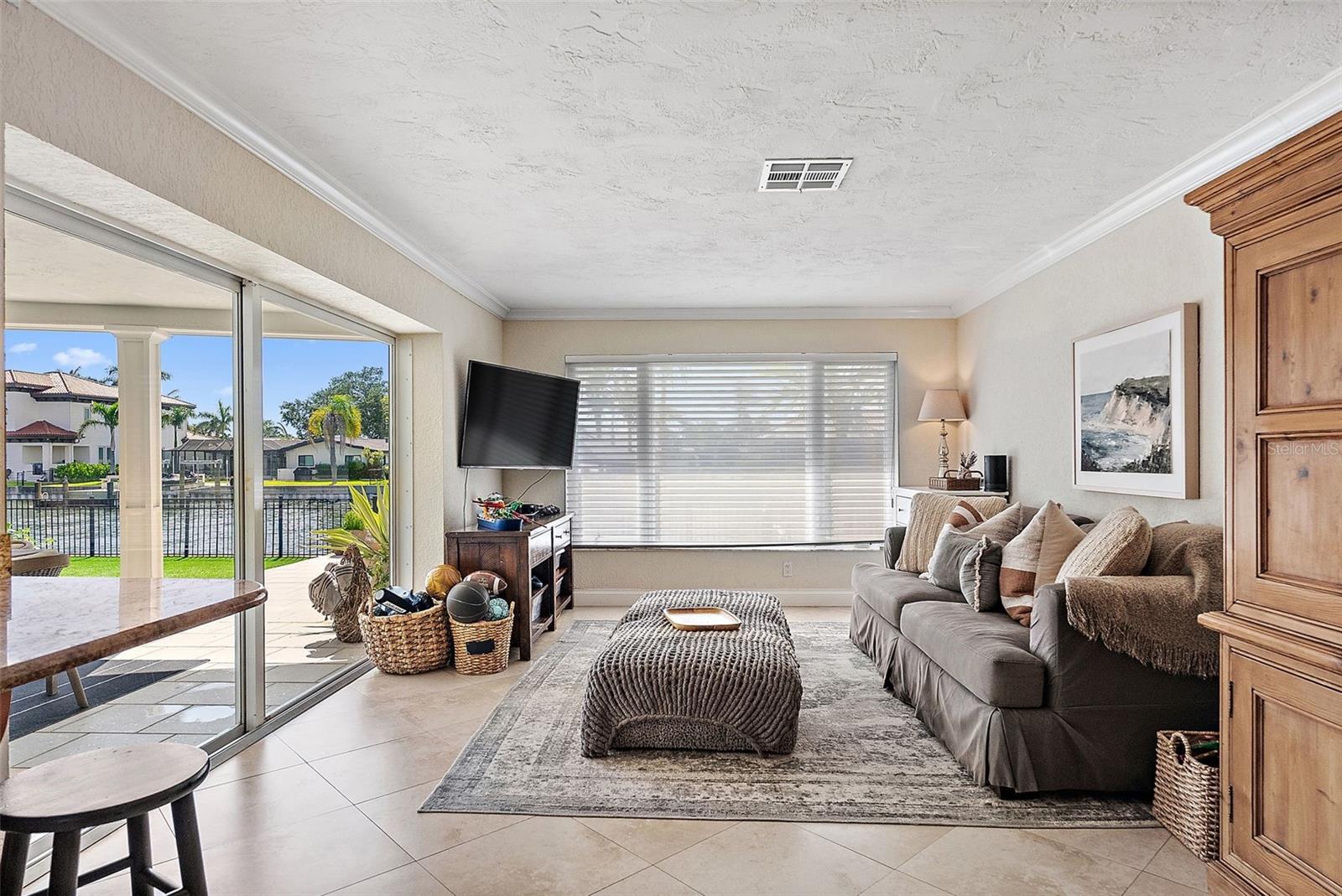 VENETIAN ISLES - Residential