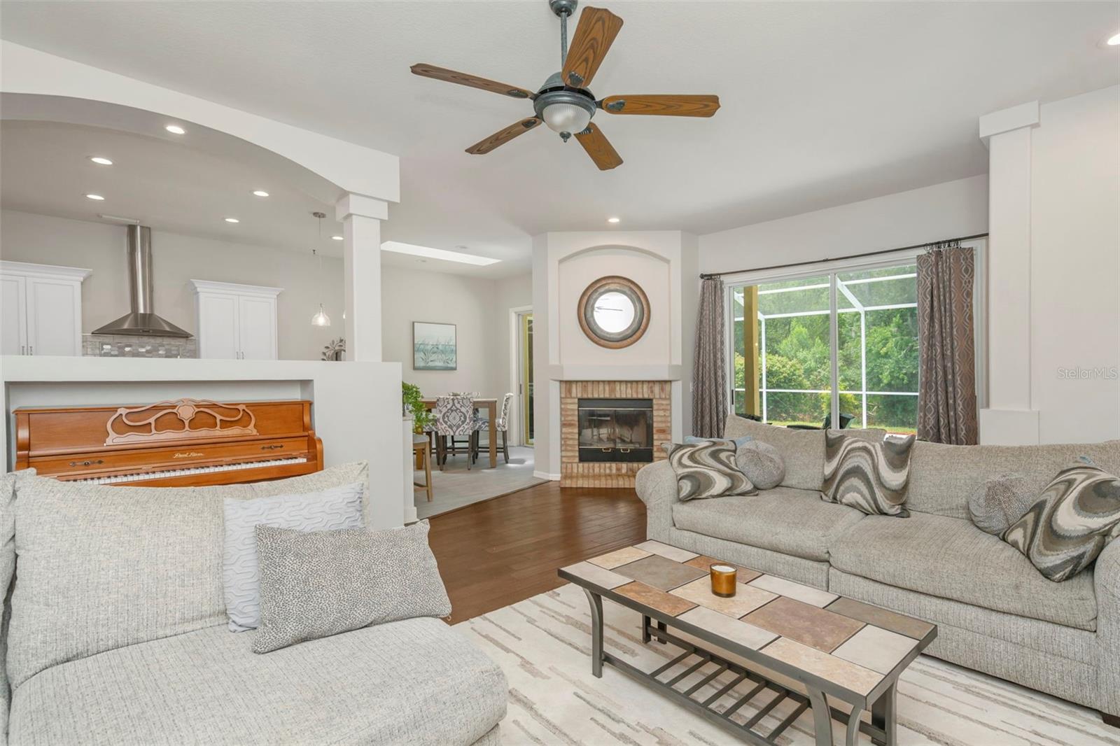 BELLE GLEN - Residential