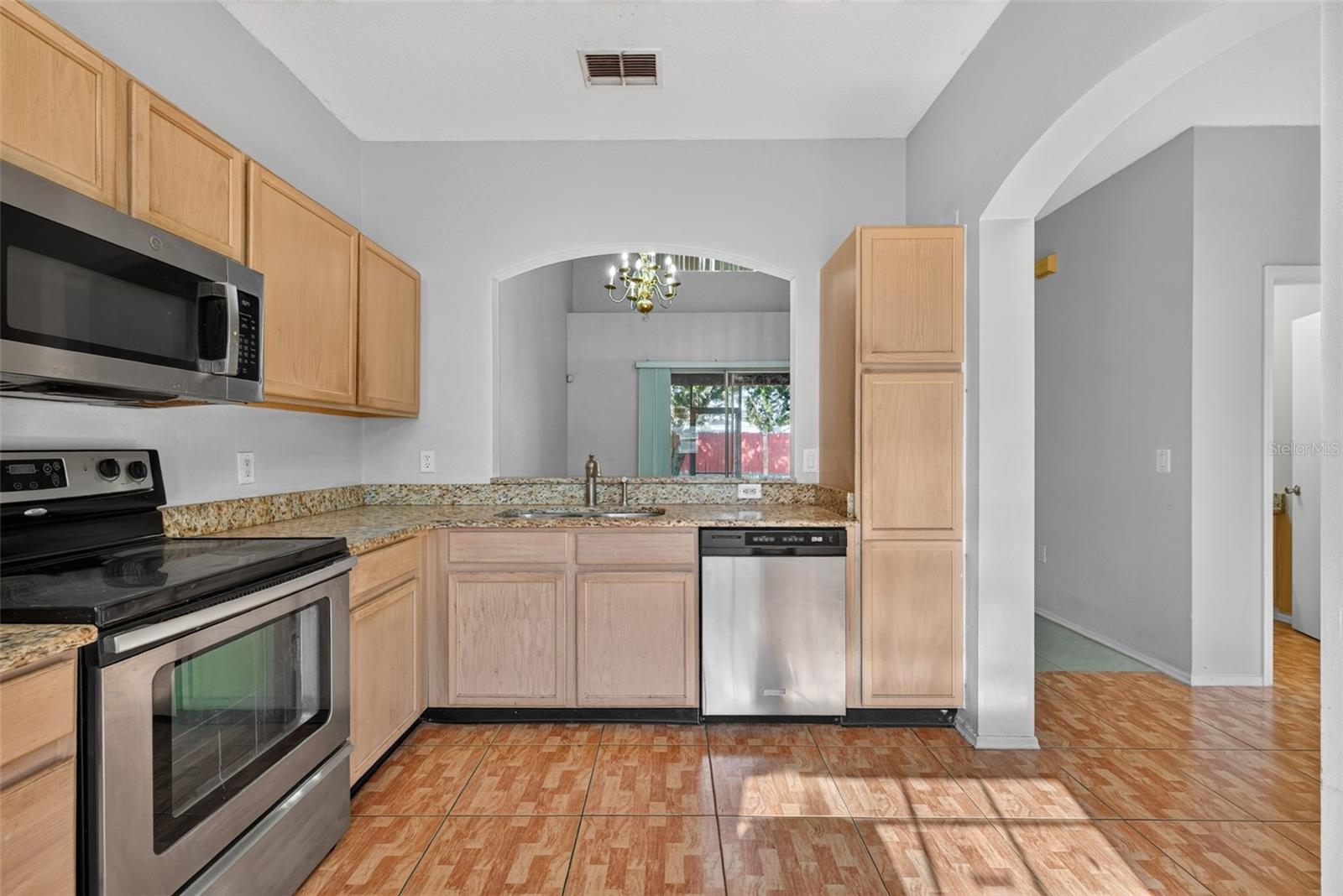 SUMMERFIELD - Residential