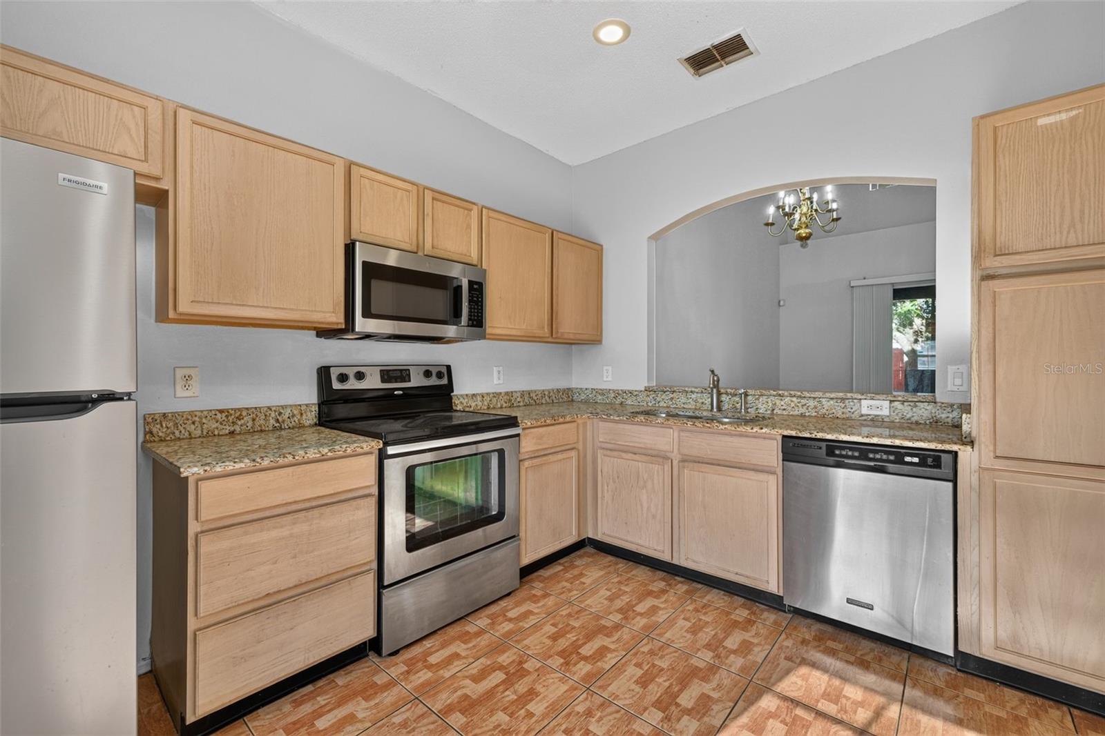 SUMMERFIELD - Residential
