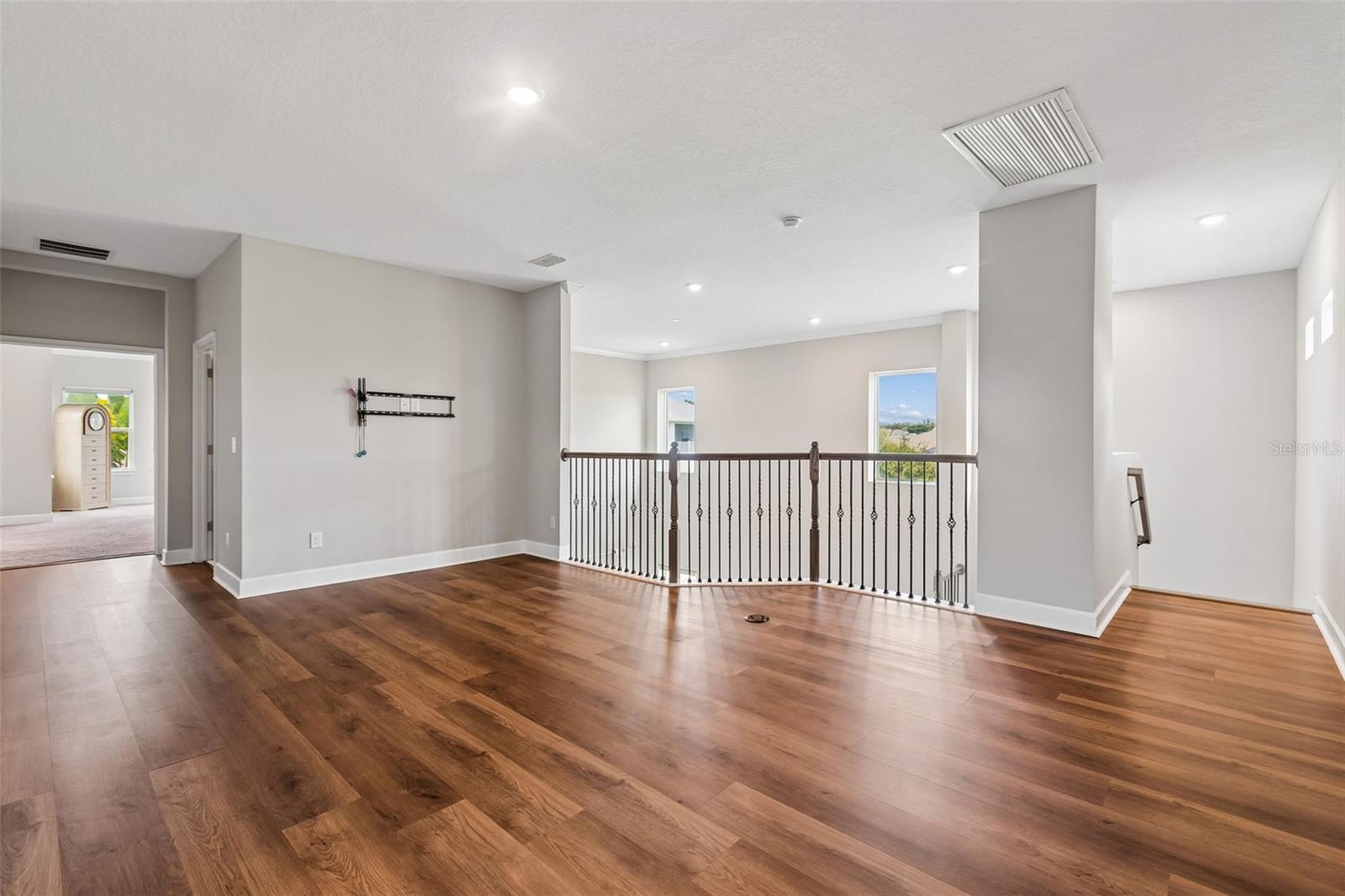 BAYSHORE HEIGHTS PT REP - Residential