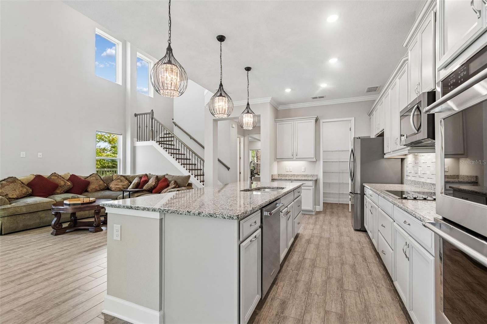 BAYSHORE HEIGHTS PT REP - Residential