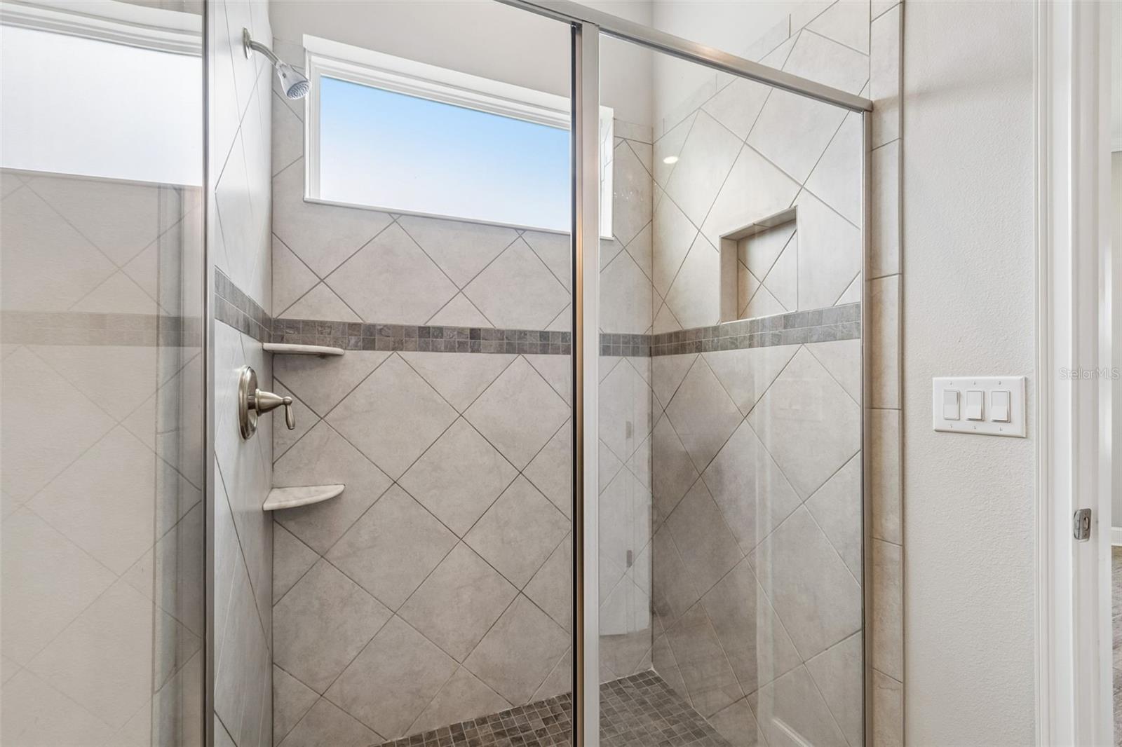 BAYSHORE HEIGHTS PT REP - Residential