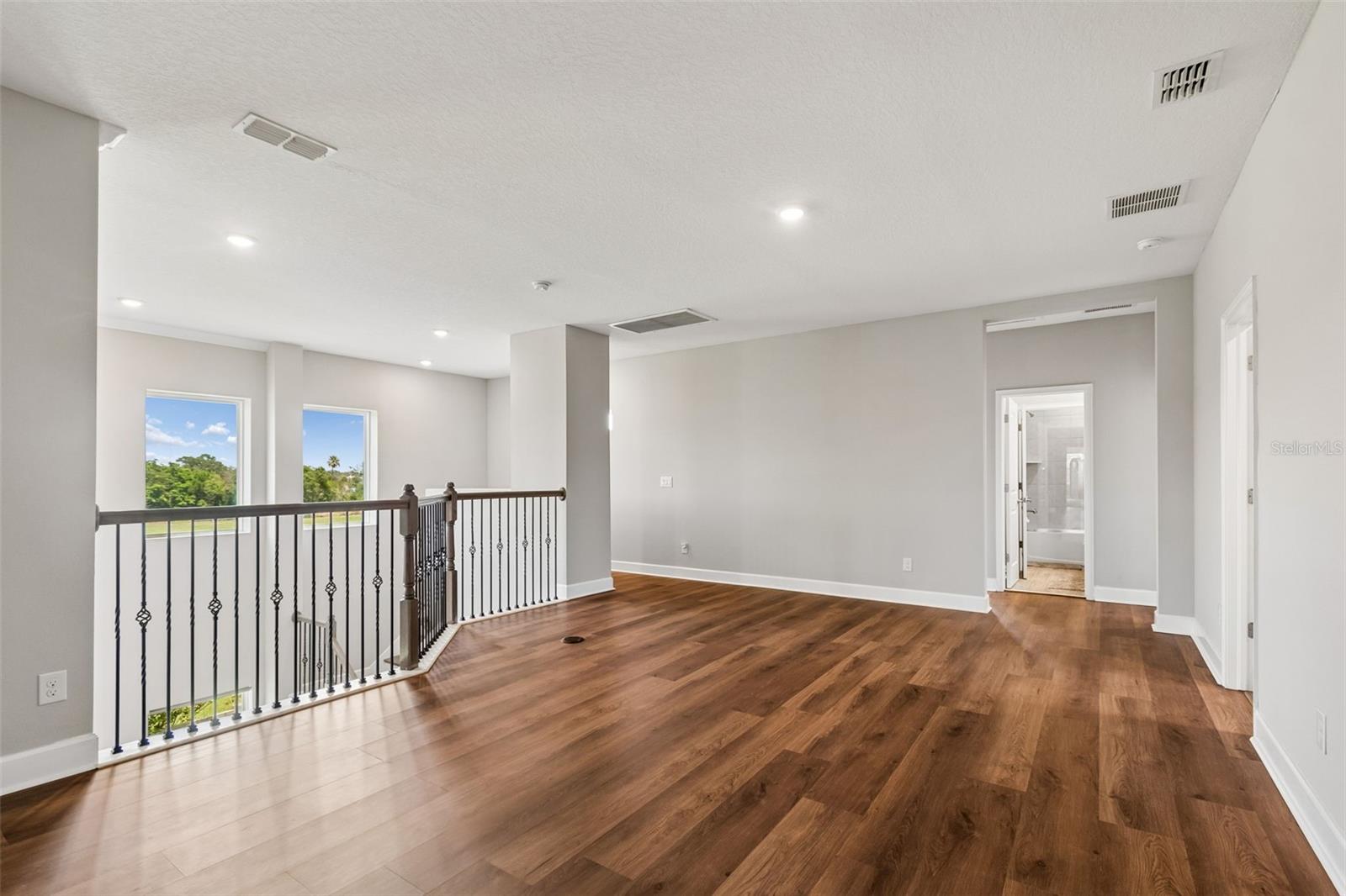 BAYSHORE HEIGHTS PT REP - Residential