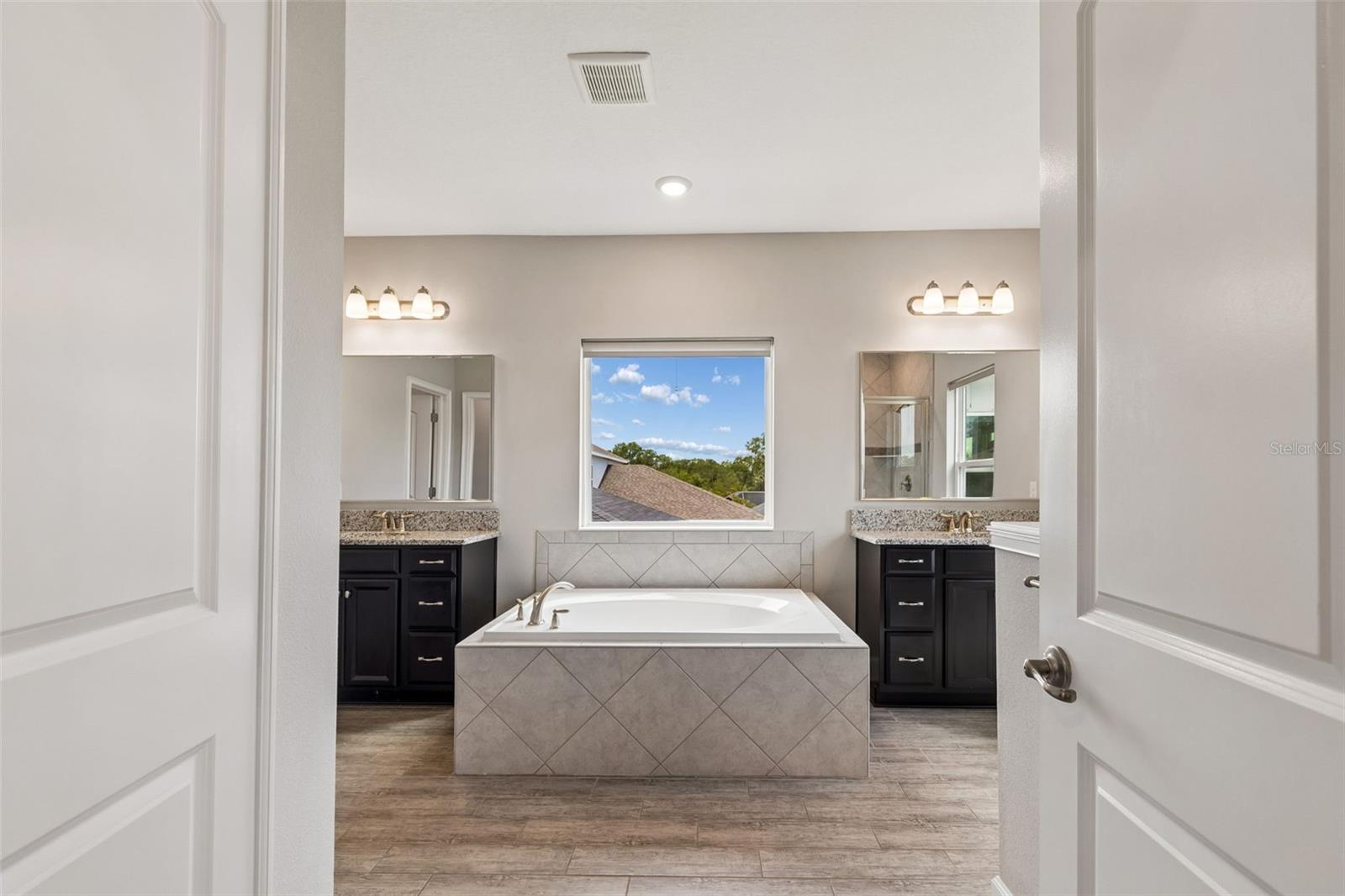 BAYSHORE HEIGHTS PT REP - Residential