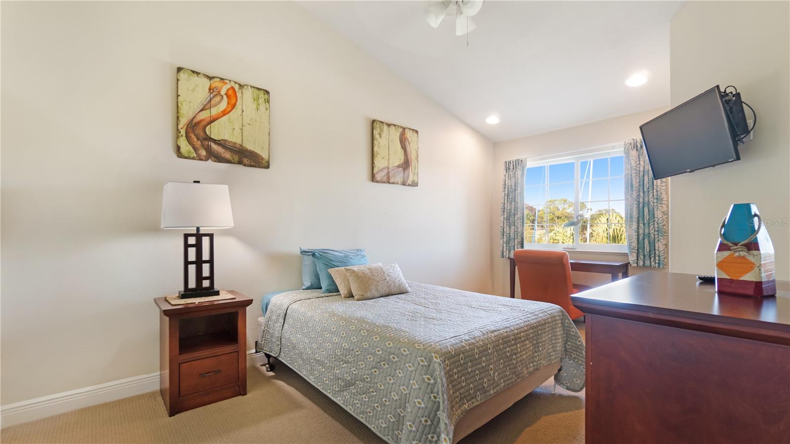 CAPE CROSSING - Residential