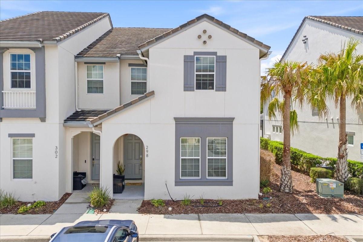 Welcome to your Florida dream home! This beautifully maintained 5-bedroom, 2.5-bathroom pool home offers the perfect combination of space, comfort, and an unbeatable location in the heart of Davenport. From the moment you arrive, you'll appreciate the inviting curb appeal and spacious layout designed for both everyday living and entertaining. Inside, you'll find generous living areas filled with natural light, a functional floor plan, and plenty of room for family, guests, or a home office. Step outside to your own private screened-in pool, the perfect place to relax, entertain, or enjoy Florida's year-round sunshine in complete privacy. Ideally located just minutes from Walt Disney World, ChampionsGate, Posner Park, world-class golf courses, shopping, dining, schools, hospitals, and major highways including I-4, US-27, and SR 429, this home provides exceptional convenience whether you're commuting, relocating, or looking for a vacation retreat. With its spacious 5-bedroom layout, private pool, and prime Central Florida location, this property is ideal as a primary residence, second home, or investment opportunity.

Don't miss your chance to own this incredible Florida home—schedule your private showing today!