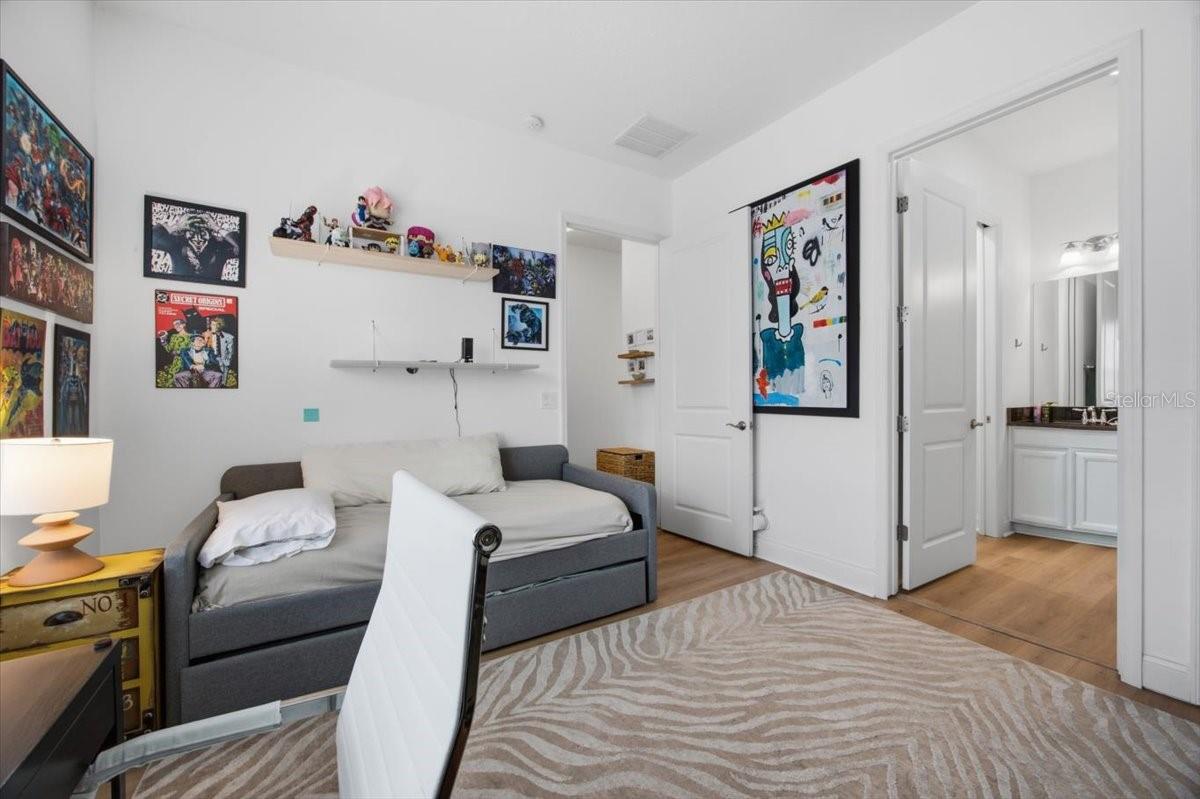 FESTIVAL PH 1 - Residential
