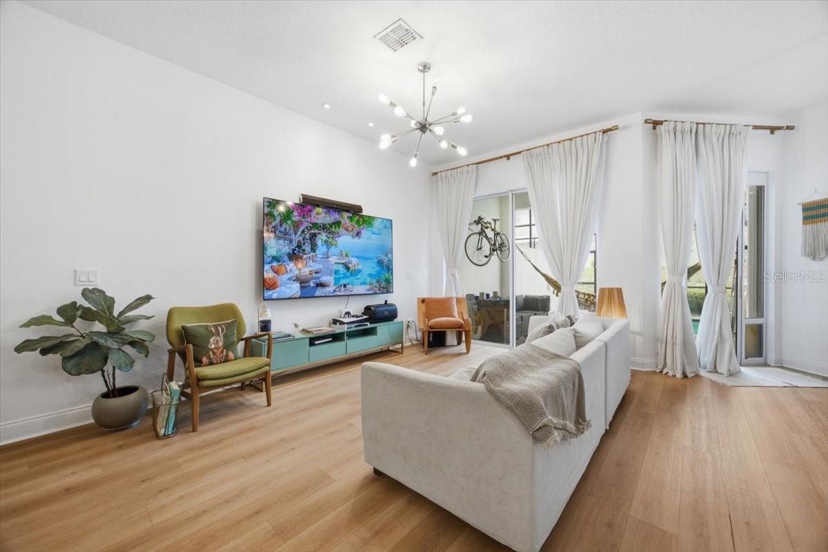 FESTIVAL PH 1 - Residential