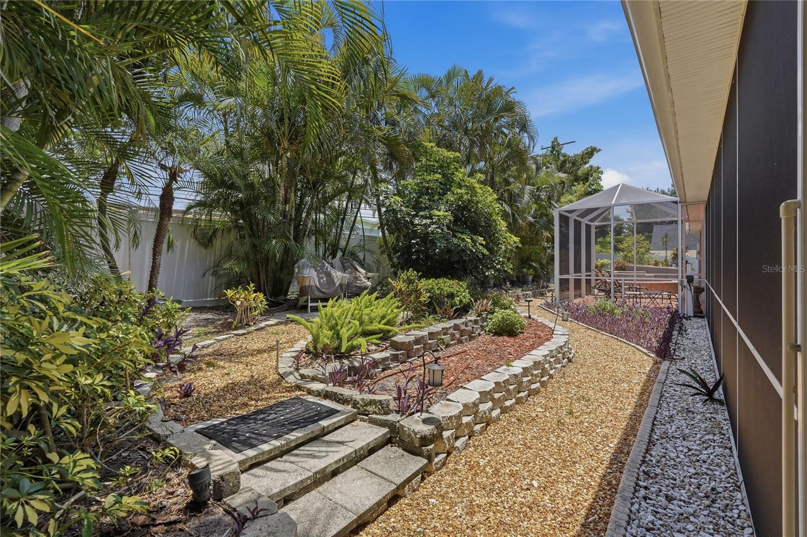 HARBOR BLUFFS SEC 1 - Residential