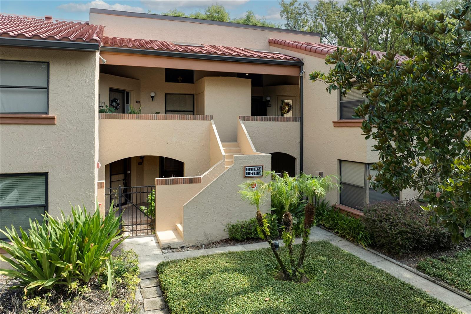 LAKE PINELOCH VILLAGE CONDO 03 - Residential