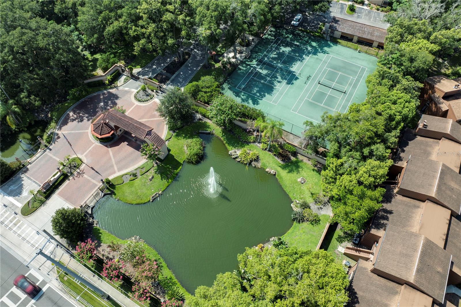 LAKE PINELOCH VILLAGE CONDO 03 - Residential