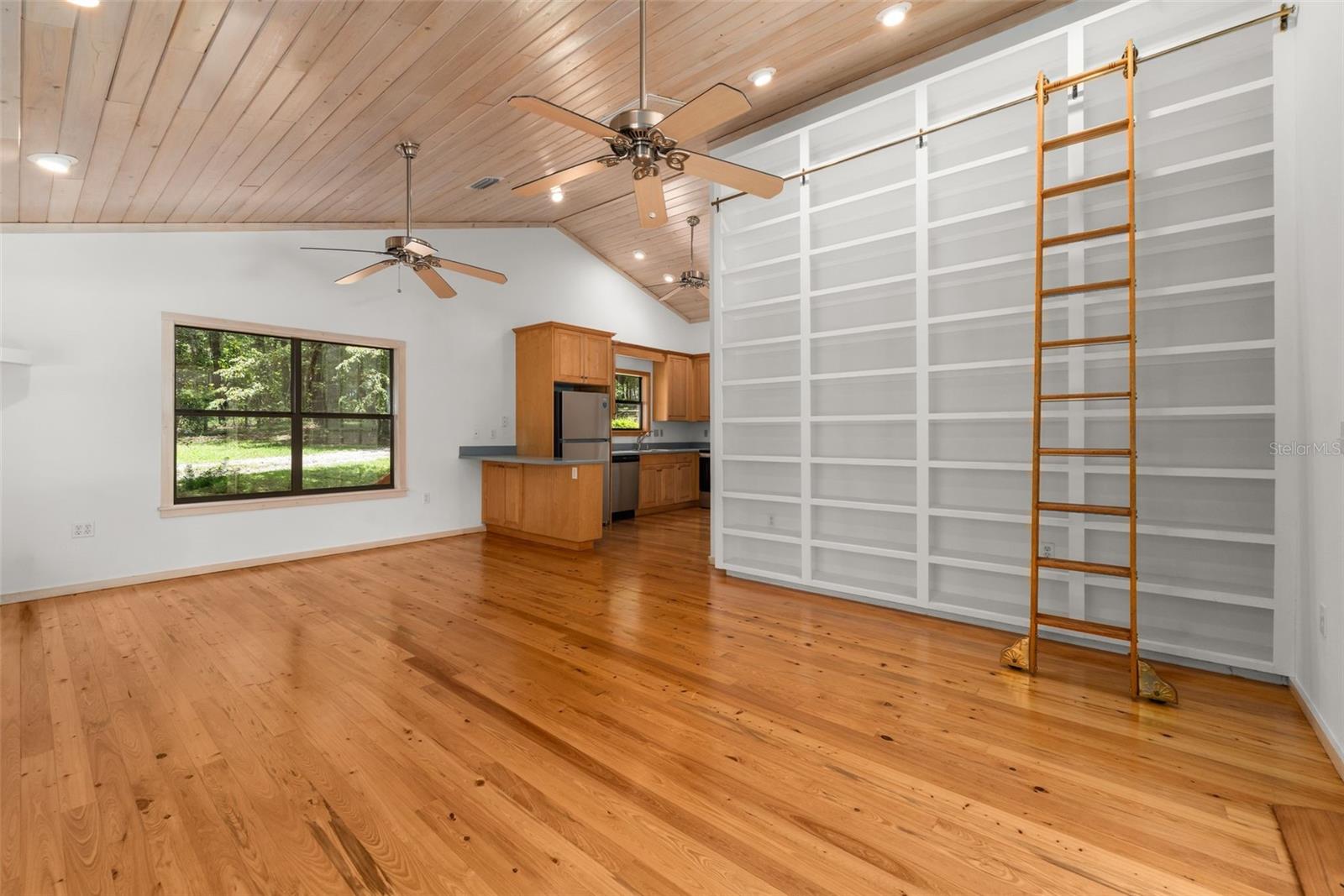 ALACHUA HIGHLANDS - Residential