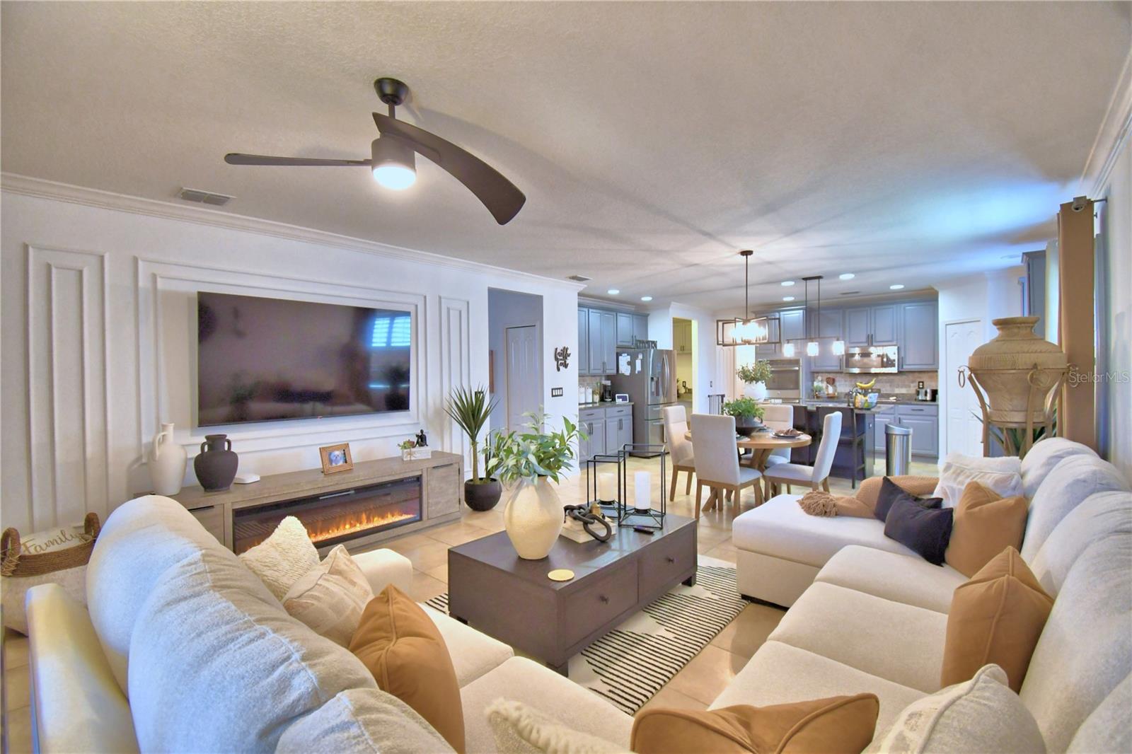 LIBERTY SQUARE - Residential
