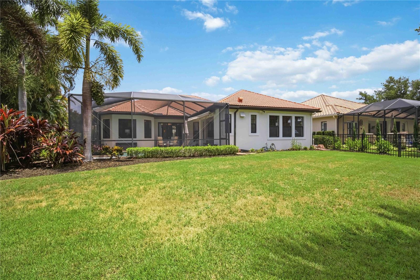 COUNTRY CLUB EAST AT LAKEWD RNCH PP - Residential