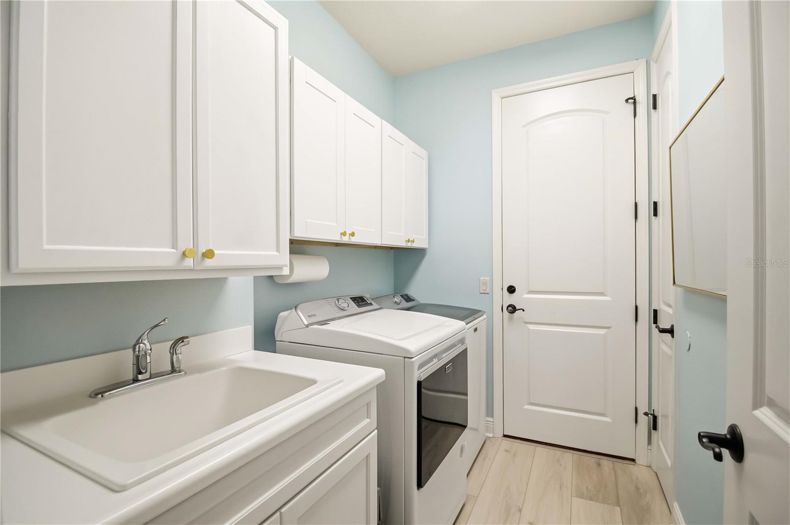 COUNTRY CLUB EAST AT LAKEWD RNCH PP - Residential