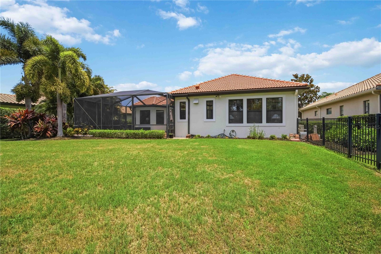COUNTRY CLUB EAST AT LAKEWD RNCH PP - Residential