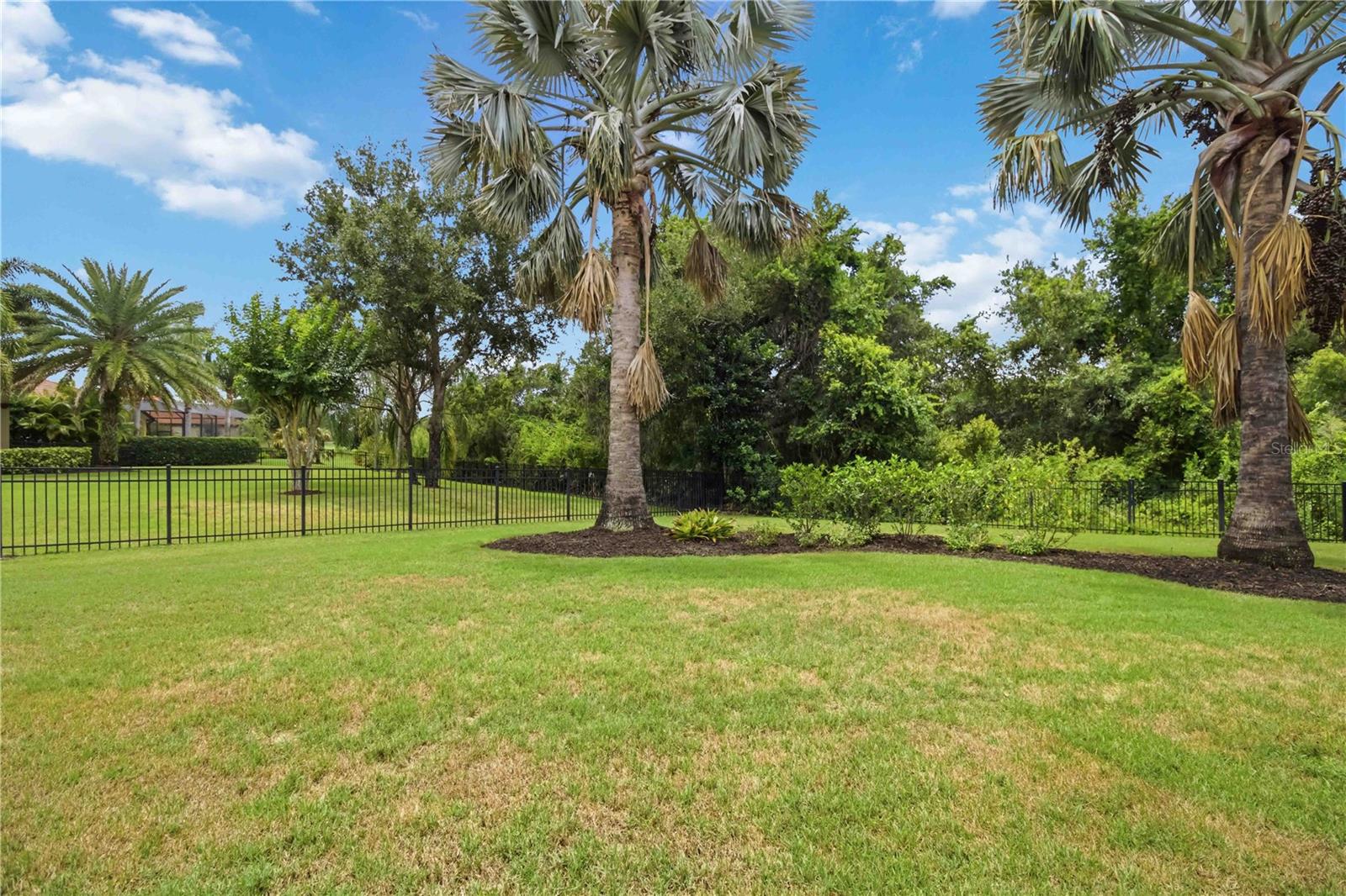 COUNTRY CLUB EAST AT LAKEWD RNCH PP - Residential