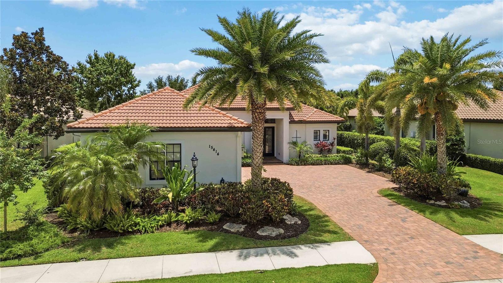 COUNTRY CLUB EAST AT LAKEWD RNCH PP - Residential